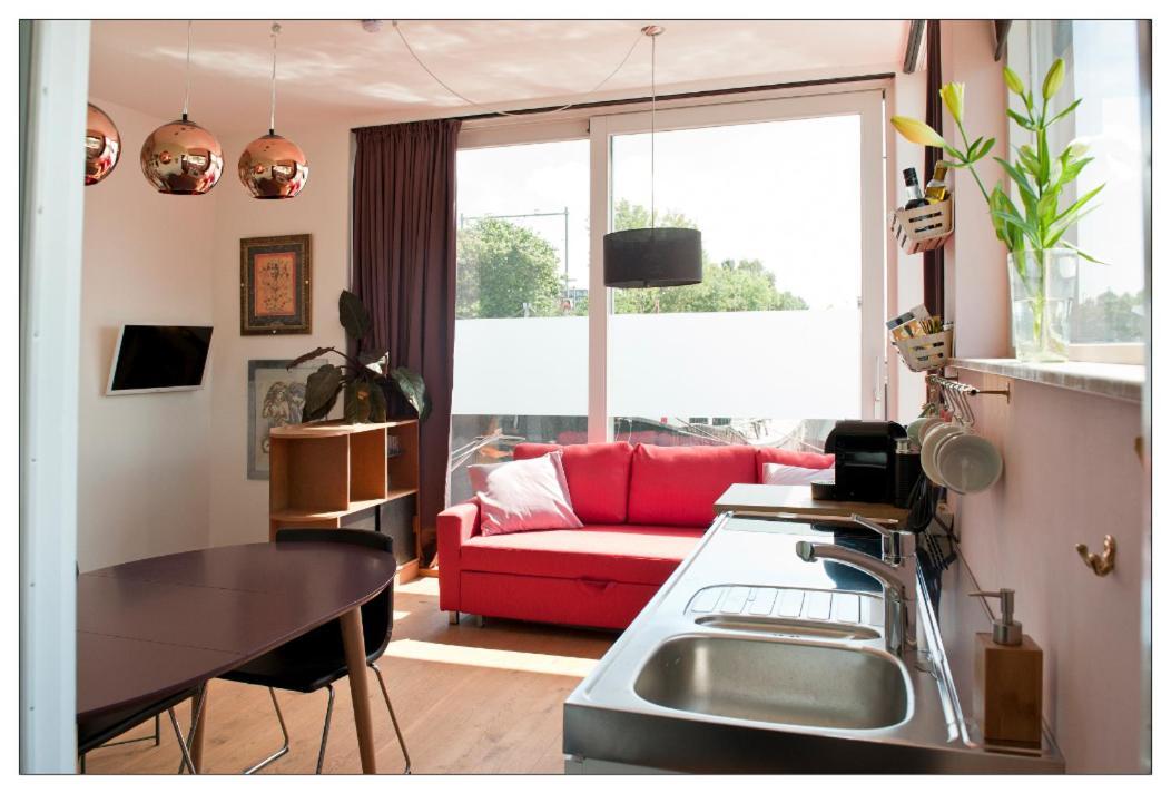 Private Guesthouse Bnb The Waterhouse Houseboat Amsterdam Extérieur photo